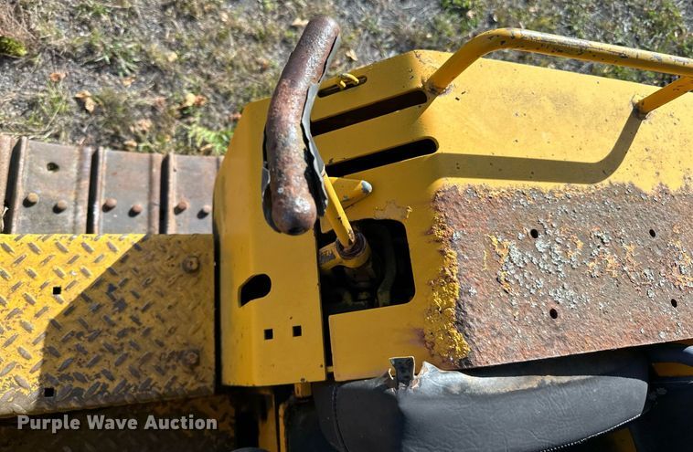 image for item EN2522 1973 John Deere 350B dozer