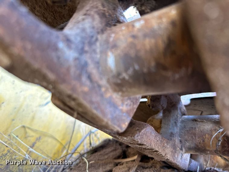 image for item EN2522 1973 John Deere 350B dozer