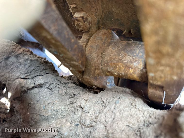 image for item EN2522 1973 John Deere 350B dozer