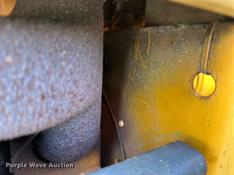 image for item EN2522 1973 John Deere 350B dozer