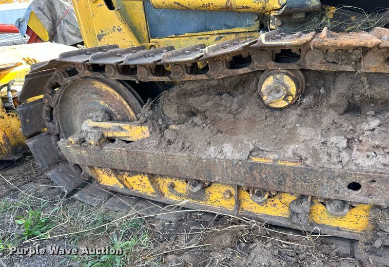image for item EN2522 1973 John Deere 350B dozer