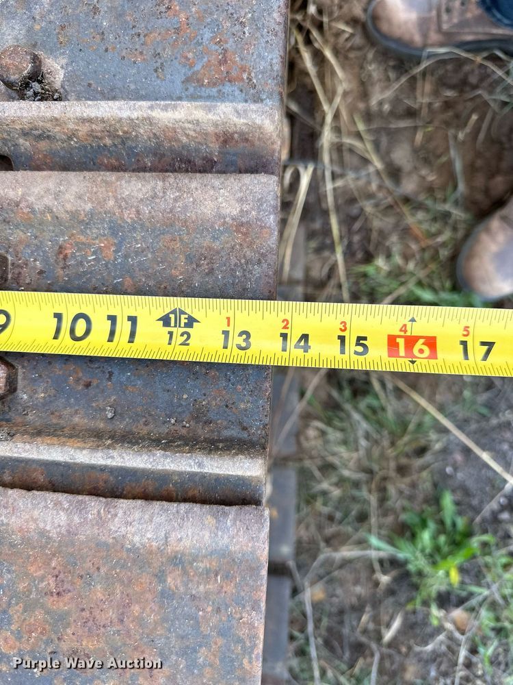 image for item EN2522 1973 John Deere 350B dozer