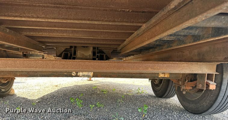 image for item EN2527 2015 DCT dump trailer