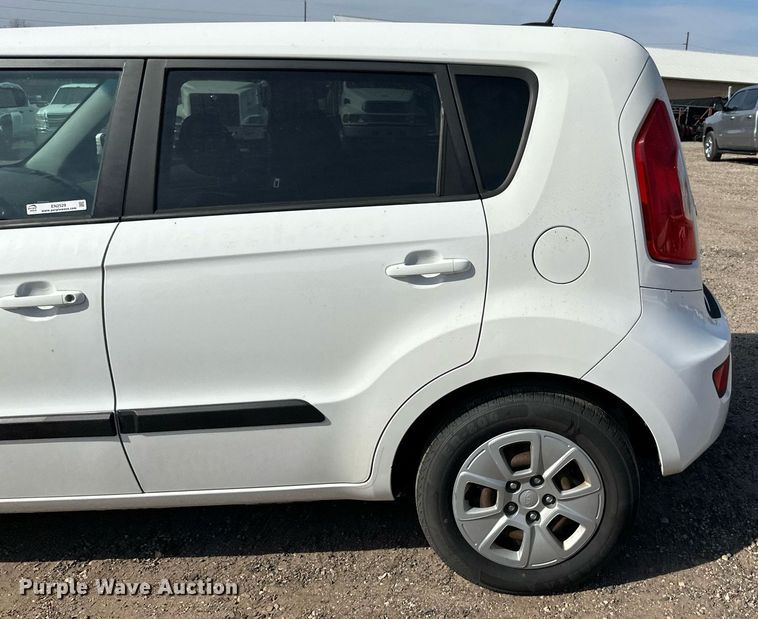 image for item EN2529 2013 Kia Soul SUV