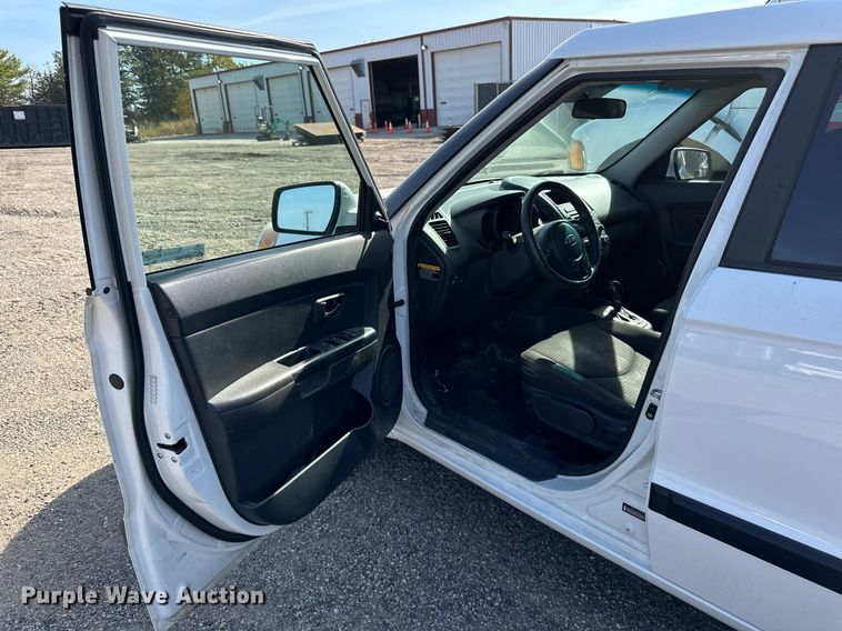 image for item EN2529 2013 Kia Soul SUV