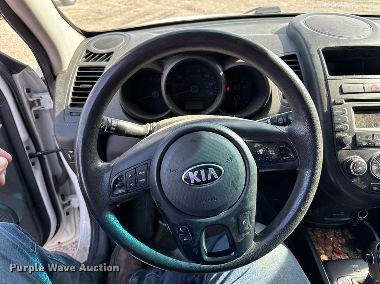 image for item EN2529 2013 Kia Soul SUV