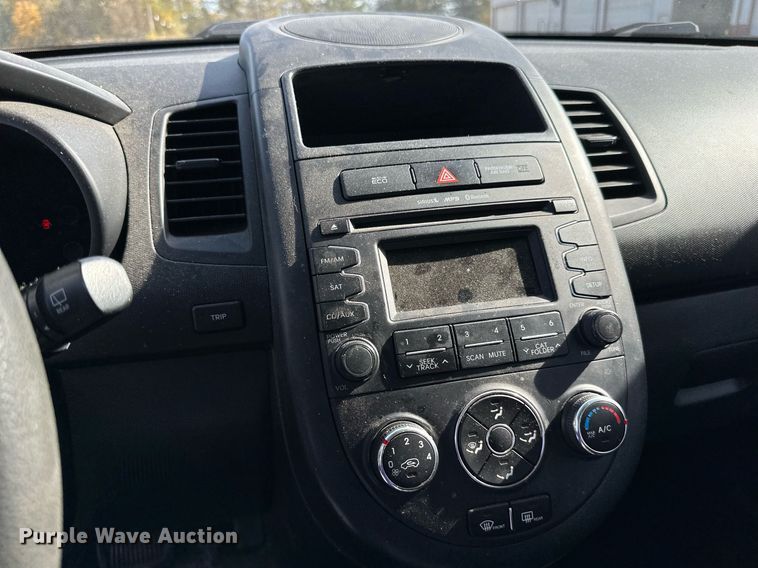 image for item EN2529 2013 Kia Soul SUV