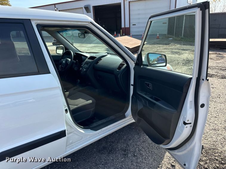 image for item EN2529 2013 Kia Soul SUV