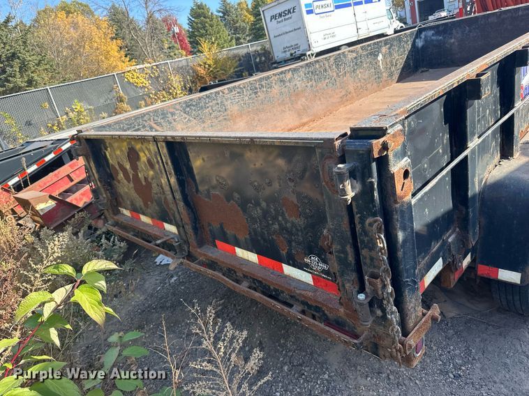 image for item EN2533 2016 DCT dump trailer