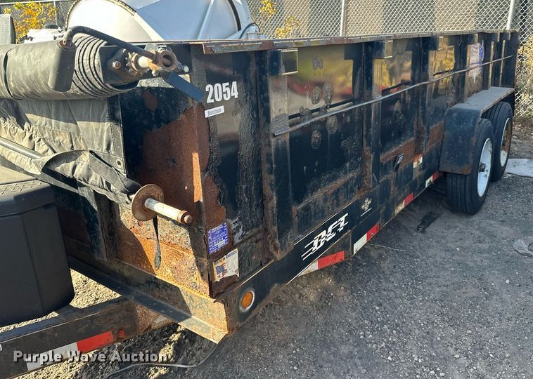 image for item EN2533 2016 DCT dump trailer