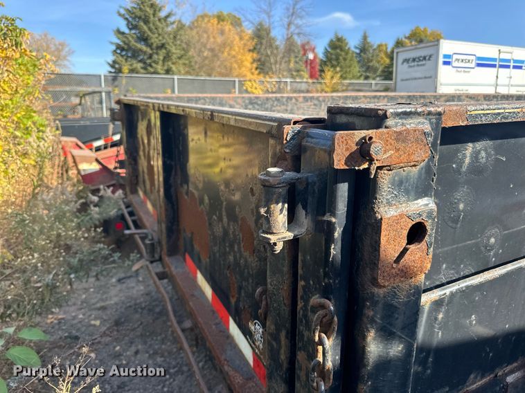 image for item EN2533 2016 DCT dump trailer