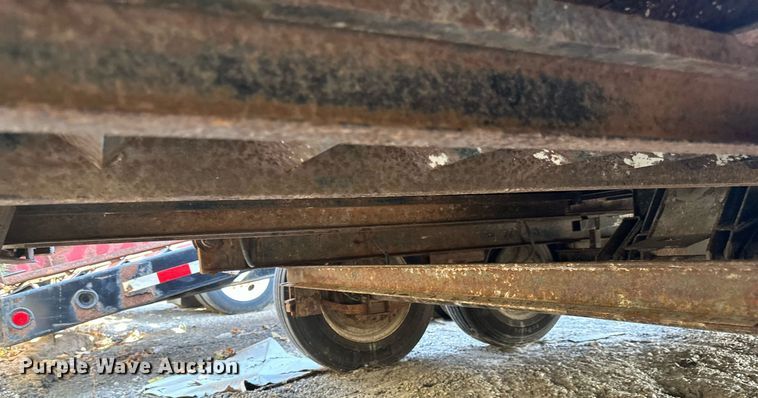 image for item EN2533 2016 DCT dump trailer