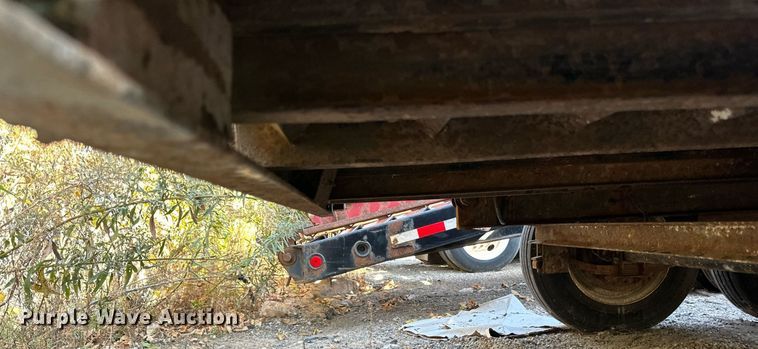 image for item EN2533 2016 DCT dump trailer