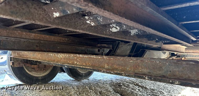 image for item EN2533 2016 DCT dump trailer