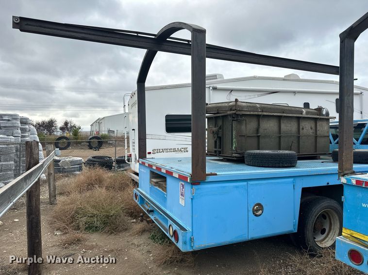 image for item EN2539 2008 Ford F550 Super Duty XL flatbed truck