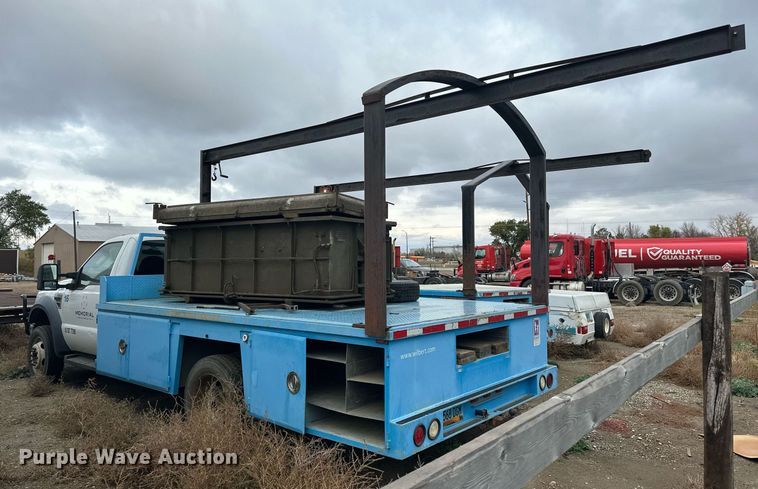 image for item EN2539 2008 Ford F550 Super Duty XL flatbed truck