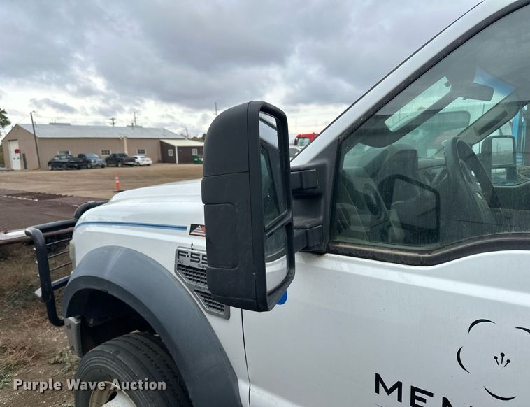 image for item EN2539 2008 Ford F550 Super Duty XL flatbed truck