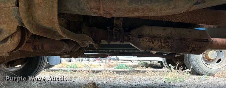 image for item EN2539 2008 Ford F550 Super Duty XL flatbed truck