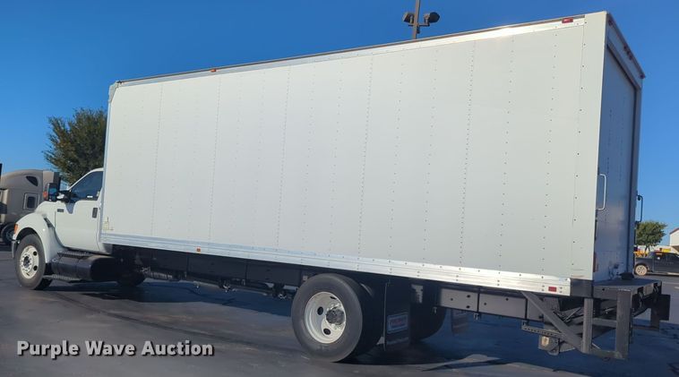 image for item EQ2382 2015 Ford F650 box truck