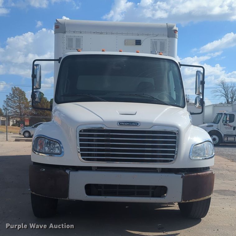 image for item EQ2388 2015 Freightliner Business Class M2 box truck