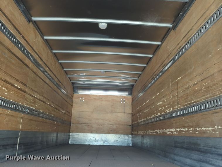 image for item EQ2388 2015 Freightliner Business Class M2 box truck