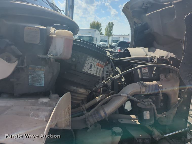 image for item EQ2388 2015 Freightliner Business Class M2 box truck