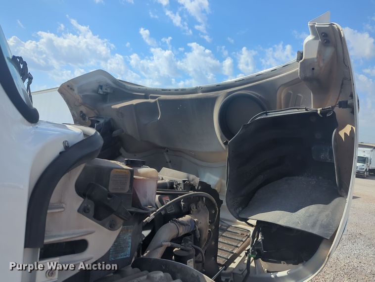 image for item EQ2388 2015 Freightliner Business Class M2 box truck