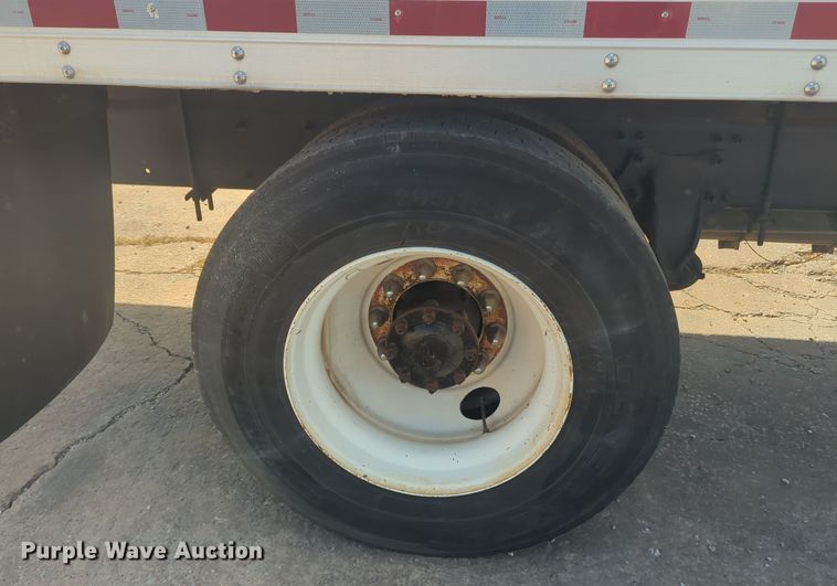 image for item EQ2388 2015 Freightliner Business Class M2 box truck