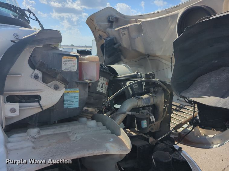 image for item EQ2389 2016 Freightliner Business Class M2 box truck