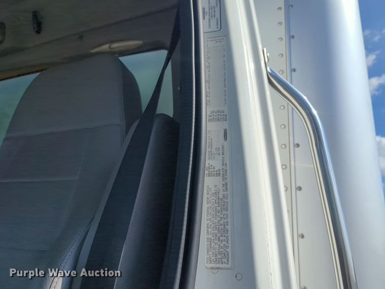 image for item EQ2389 2016 Freightliner Business Class M2 box truck