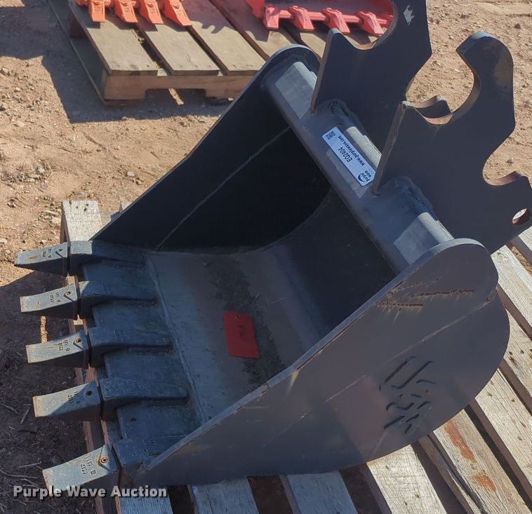 image for item EQ2404 USA Attachments bucket