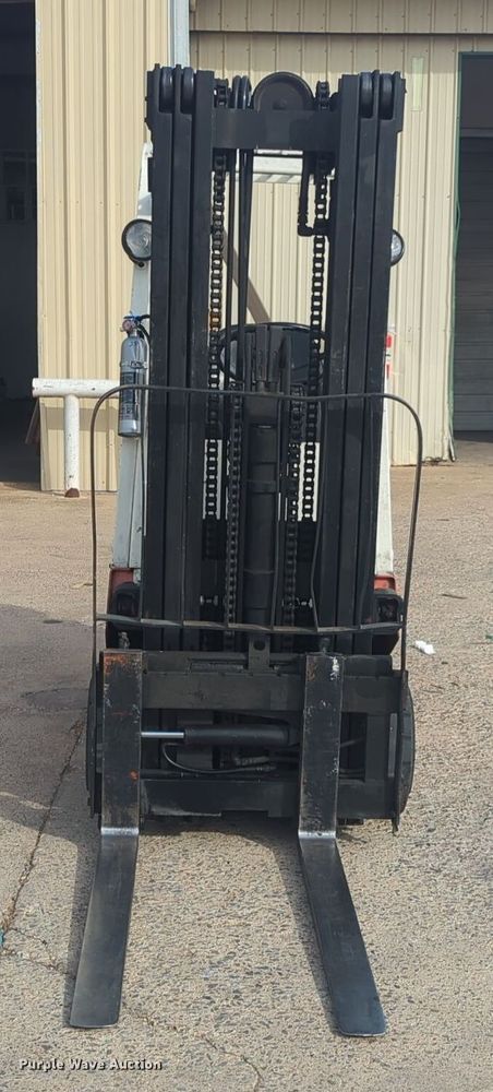 image for item EQ2410 Nissan 3000 forklift