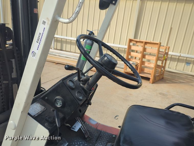 image for item EQ2410 Nissan 3000 forklift