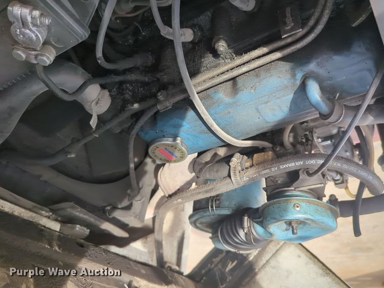 image for item EQ2410 Nissan 3000 forklift