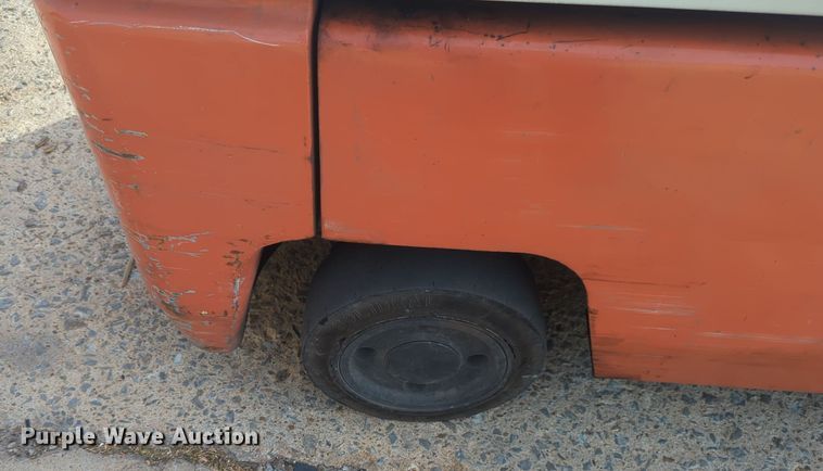 image for item EQ2410 Nissan 3000 forklift