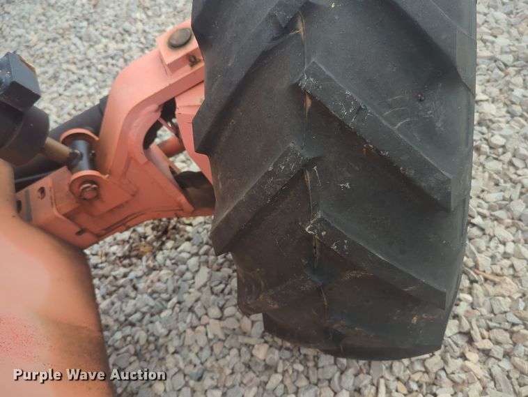 image for item EQ2421 2000 JLG 40H boom lift