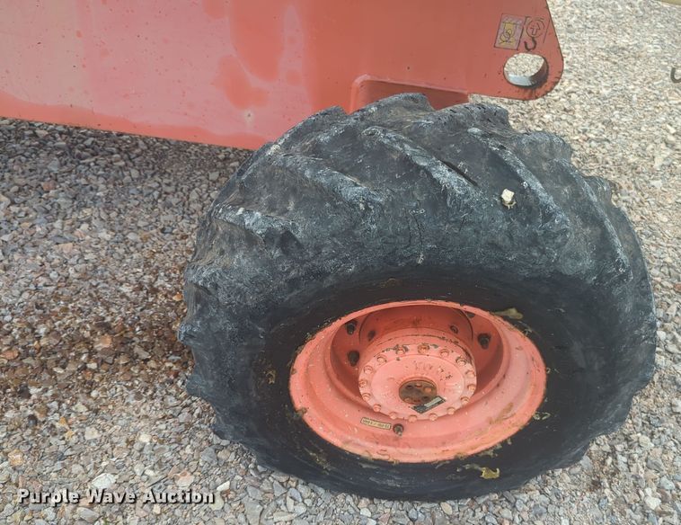 image for item EQ2421 2000 JLG 40H boom lift