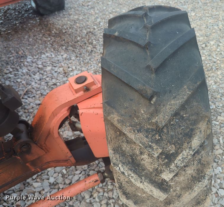 image for item EQ2421 2000 JLG 40H boom lift