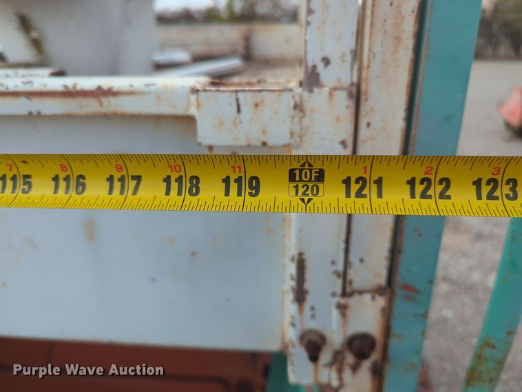 image for item EQ2428 1996 Snorkel SPL3284-4AG scissor lift