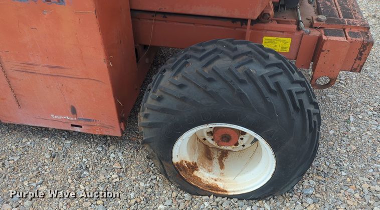 image for item EQ2428 1996 Snorkel SPL3284-4AG scissor lift