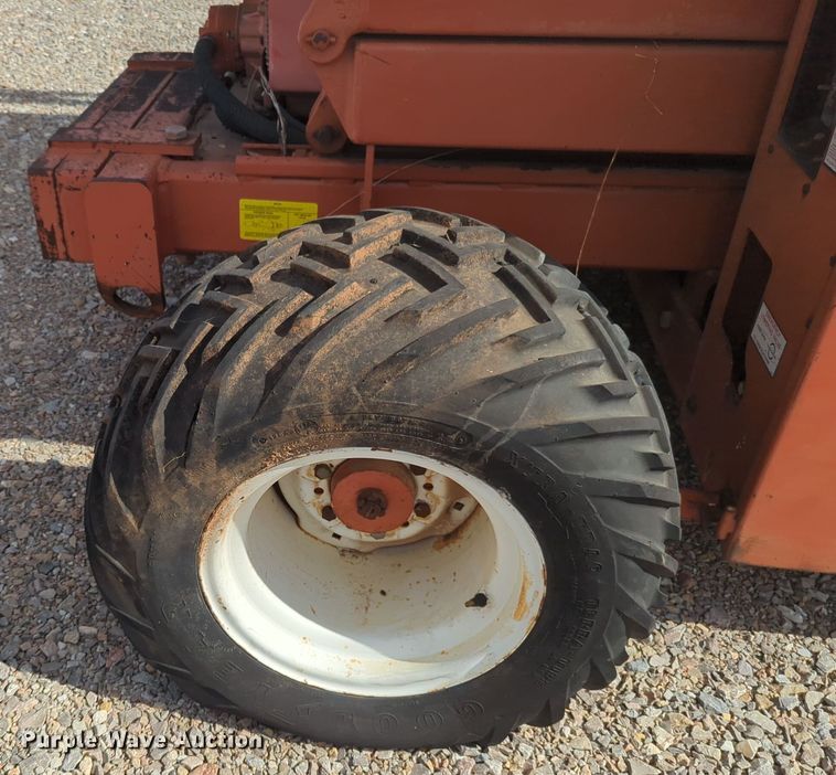 image for item EQ2428 1996 Snorkel SPL3284-4AG scissor lift