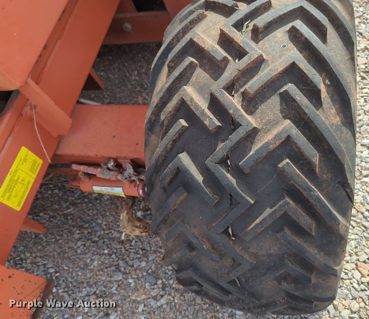 image for item EQ2428 1996 Snorkel SPL3284-4AG scissor lift