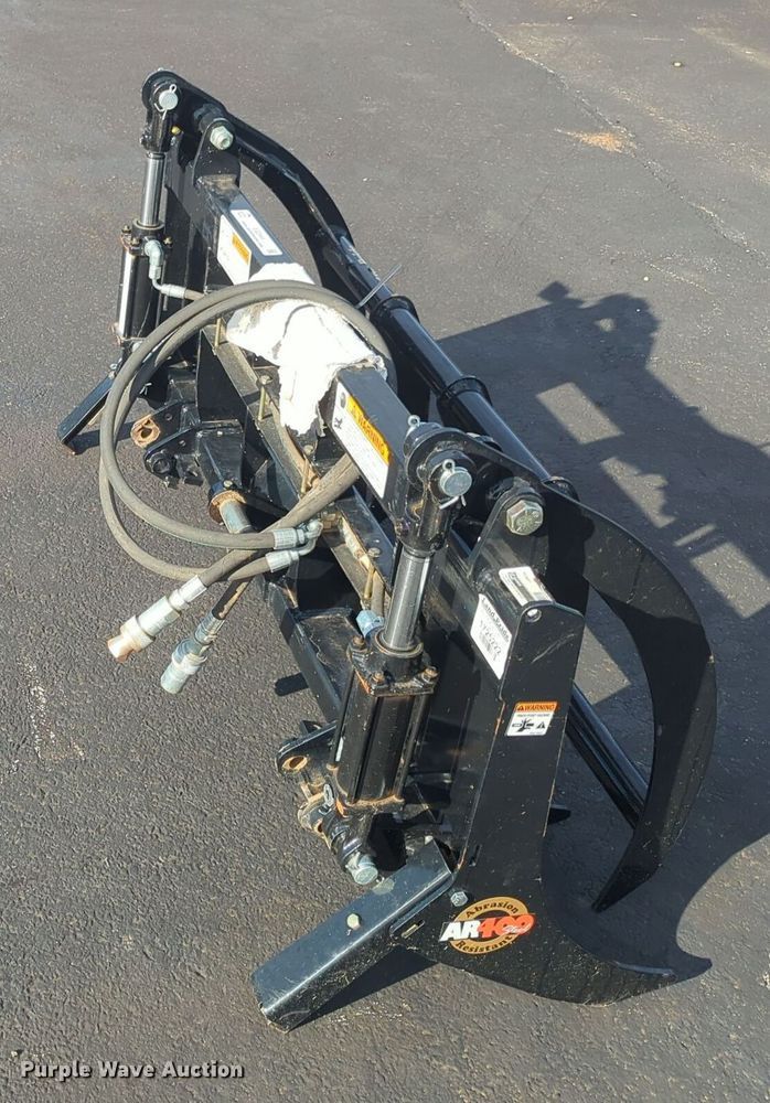 image for item EQ2444 2022 Land Pride LP SGC0548 skid steer grapple bucket