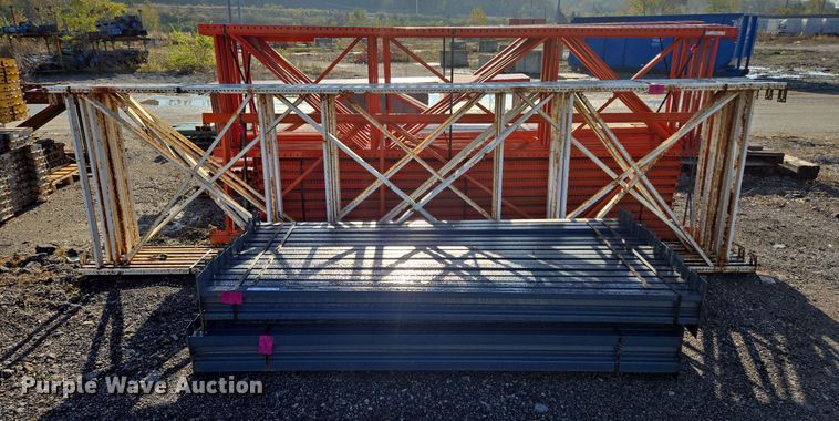 image for item EQ3560 T-Bolt  pallet racking 