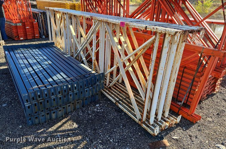 image for item EQ3560 T-Bolt  pallet racking 