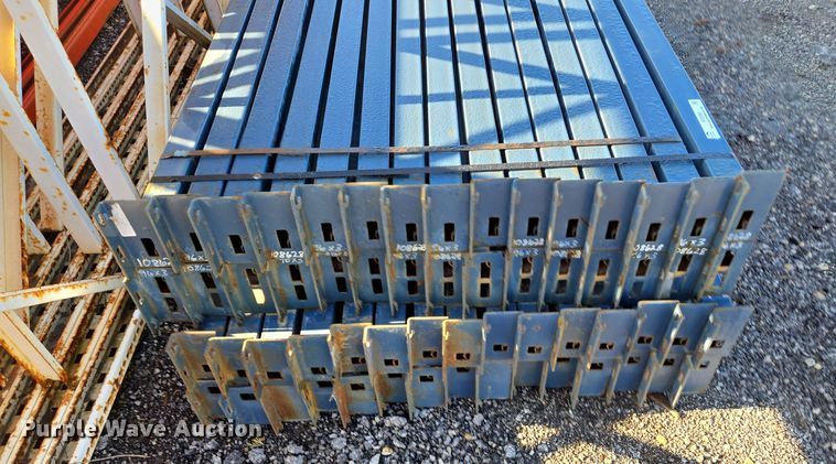 image for item EQ3560 T-Bolt  pallet racking 