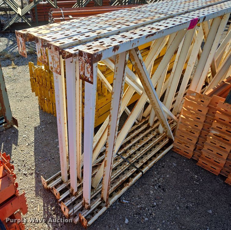 image for item EQ3564 T-Bolt  pallet racking 