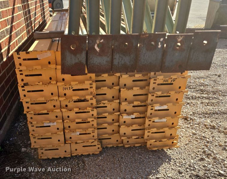 image for item EQ3567 Keystone  pallet racking 