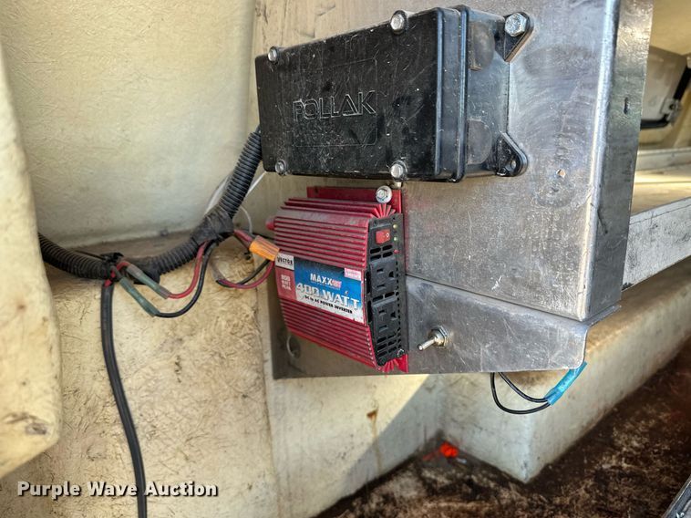 image for item ER8145 2016 GMC Sierra 1500 Double Cab pickup truck