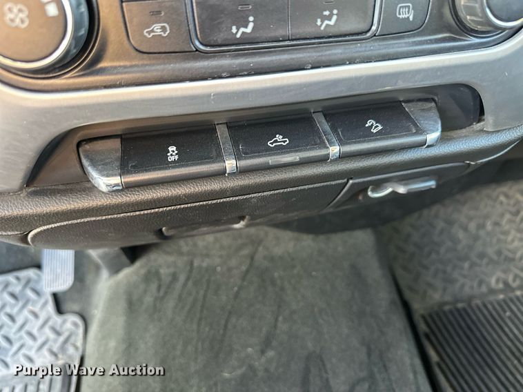 image for item ER8145 2016 GMC Sierra 1500 Double Cab pickup truck